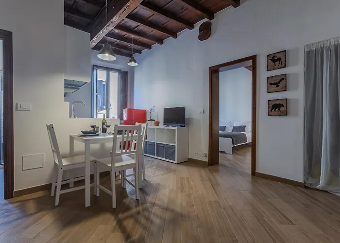 Apartament Guesthost - Nel Centro Storico Lovely Ferrara
