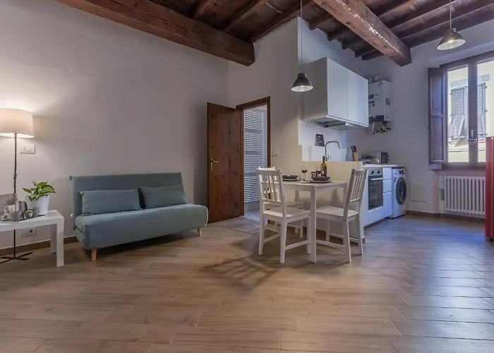 Apartament Guesthost - Nel Centro Storico Lovely *
